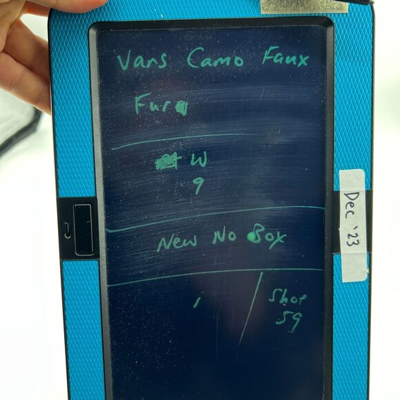 VANS Womens 9 All Weather MTE Old Skool Shoe Black Camo Faux Fur Low Top Lace Up - Picture 10 of 11